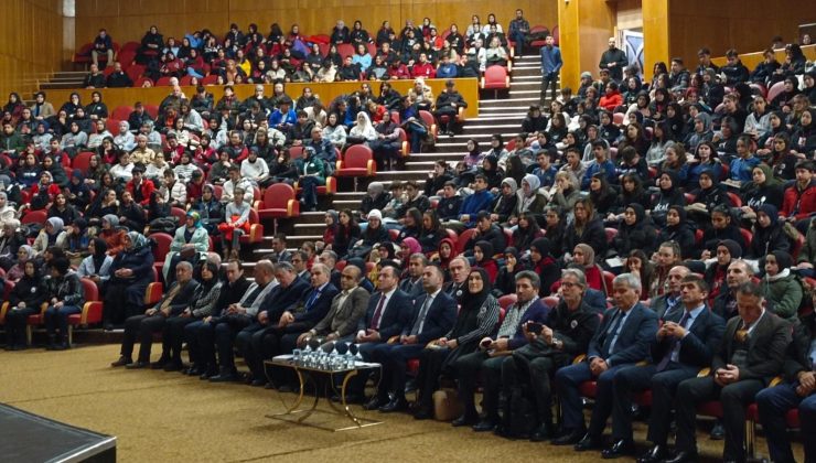 EĞİTİM-BİR-SEN KUDÜS BİLİNCİNİ DİRİ TUTUYOR