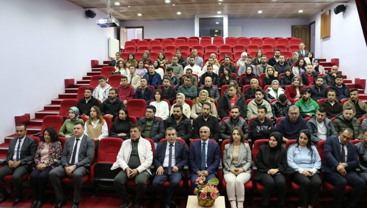 Prof.Dr. Yazıcı geçmişten günümüze Türk tarihini anlattı