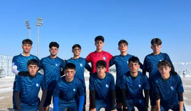 ERZURUM SPOR FK U-17 YAŞ GRUBU TAKIMI LİDER ÇIKTIĞI MAÇTA PAZAR SPOR’A ACIMADI