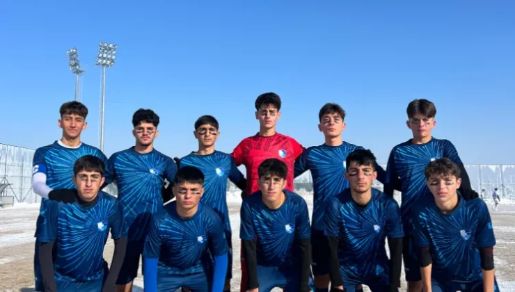 ERZURUM SPOR FK U-17 YAŞ GRUBU TAKIMI LİDER ÇIKTIĞI MAÇTA PAZAR SPOR’A ACIMADI