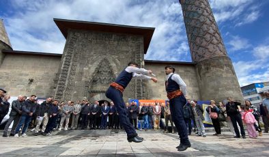 Türk Dünyasının Gönül Sofrası Erzurum’da Kuruldu!