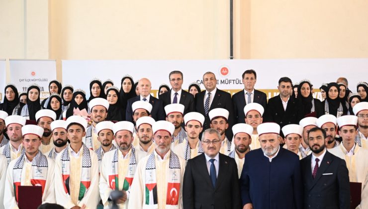Çat’ta Hafızlık İcazet Merasimi Gerçekleştirildi